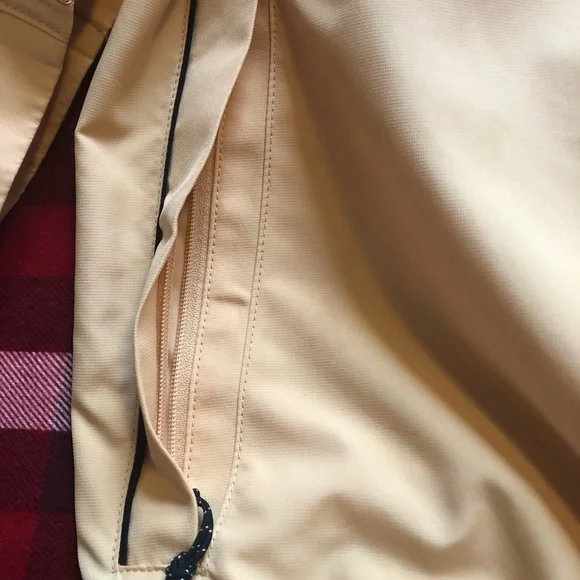 Cutter & Buck Men’s Medium Yellow Nautical Windbreaker Casual Sport Jacket - Picture 10 of 16